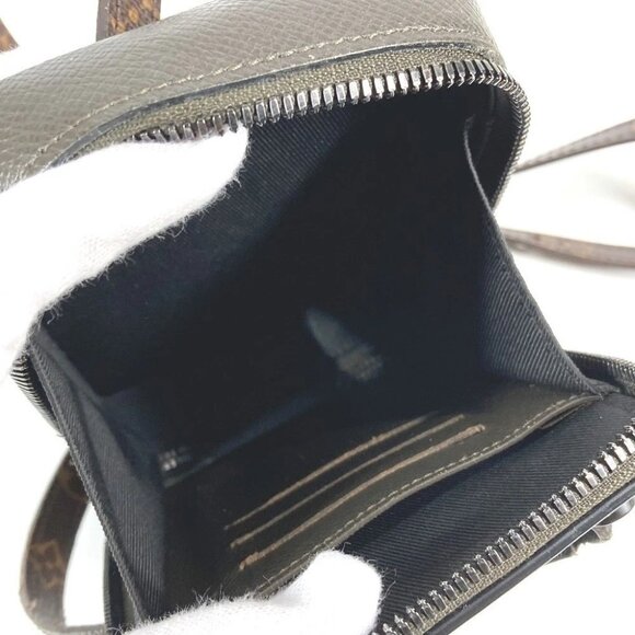 LOUIS VUITTON M30581 Taiga Monogram Phone box Pochette Bag Shoulder Bag - Picture 12 of 14